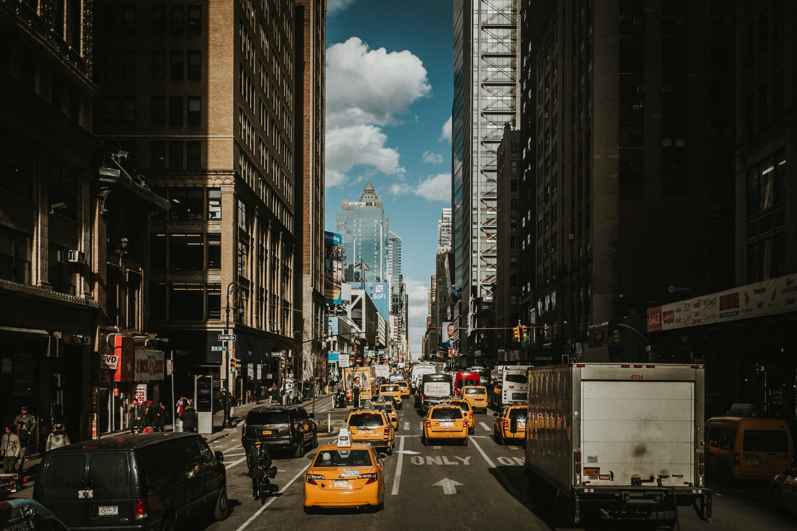 New York Bans Plastic Bags