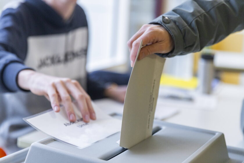 Bundestagswahl in Dresden Stimmabgabe