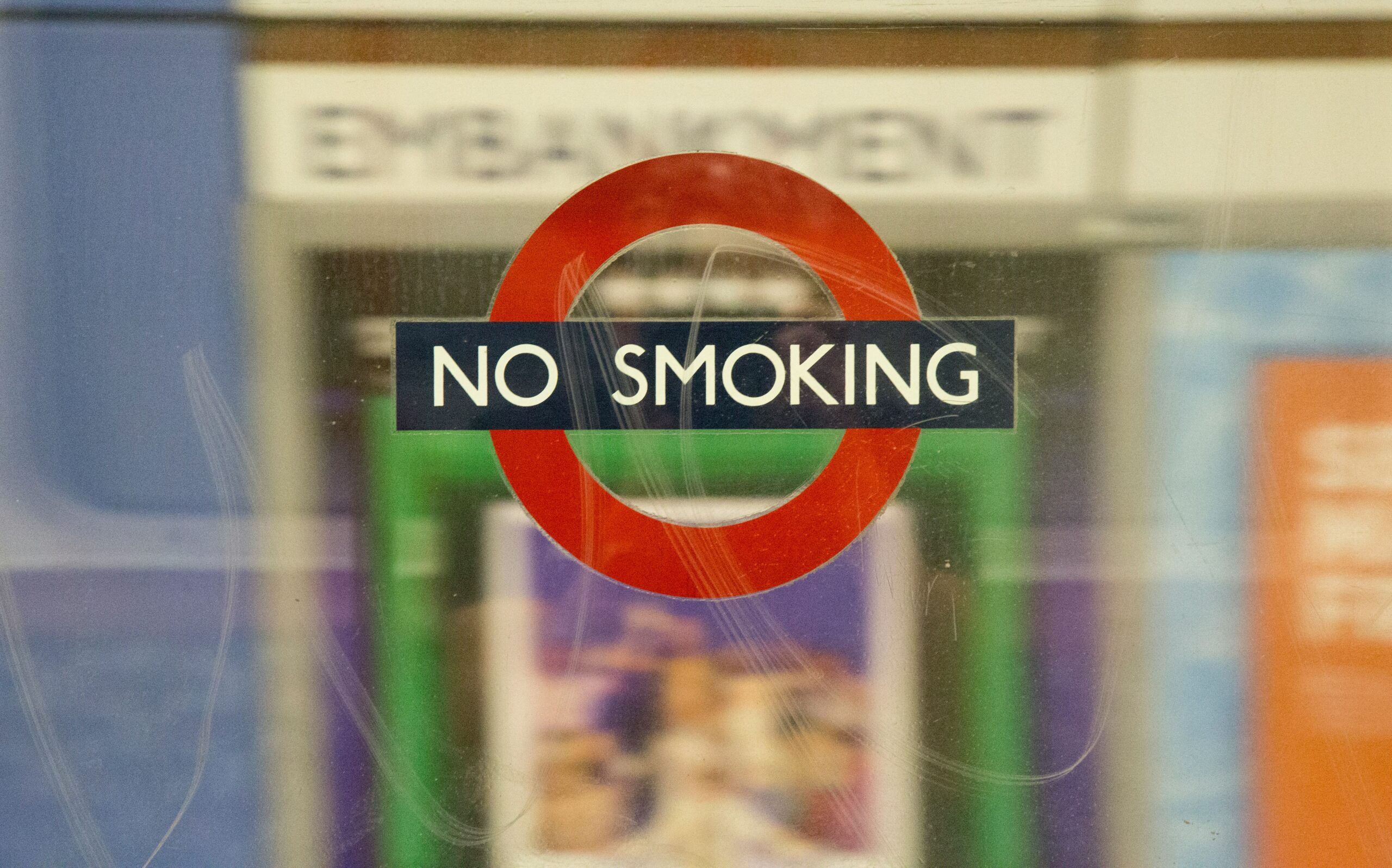 Schild "No Smoking"
